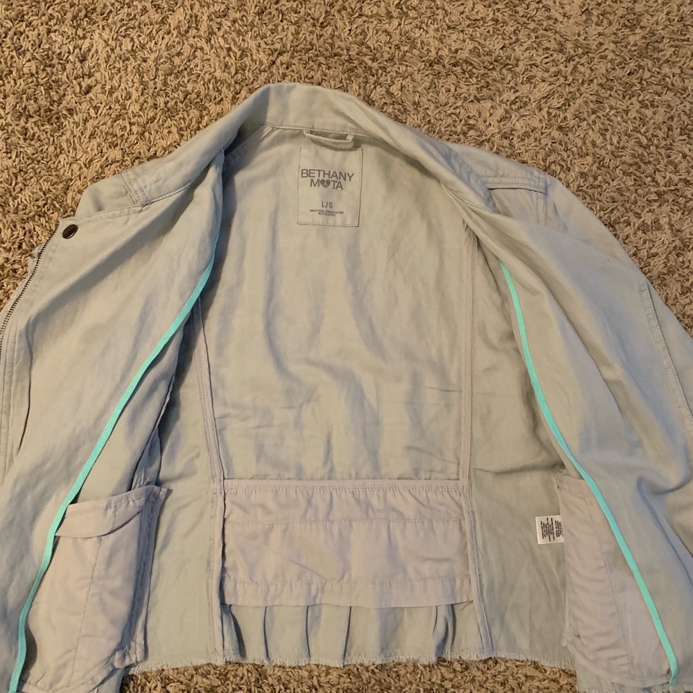 Spring Jacket - Picture 5 of 8